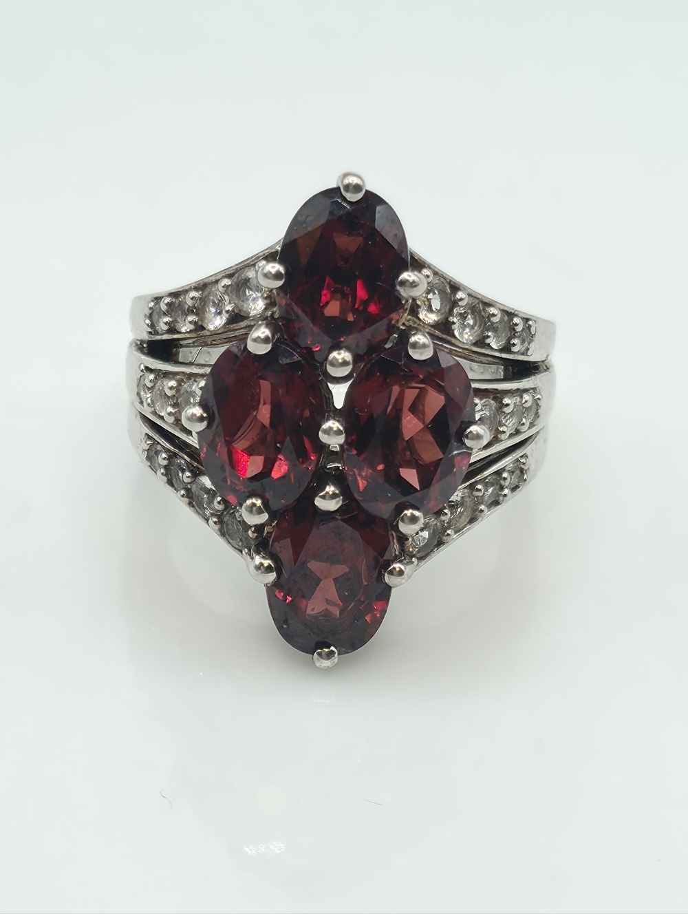 Stunning Designer Signed Michelle Albala Mozambique Garnet And Sapphire Ring